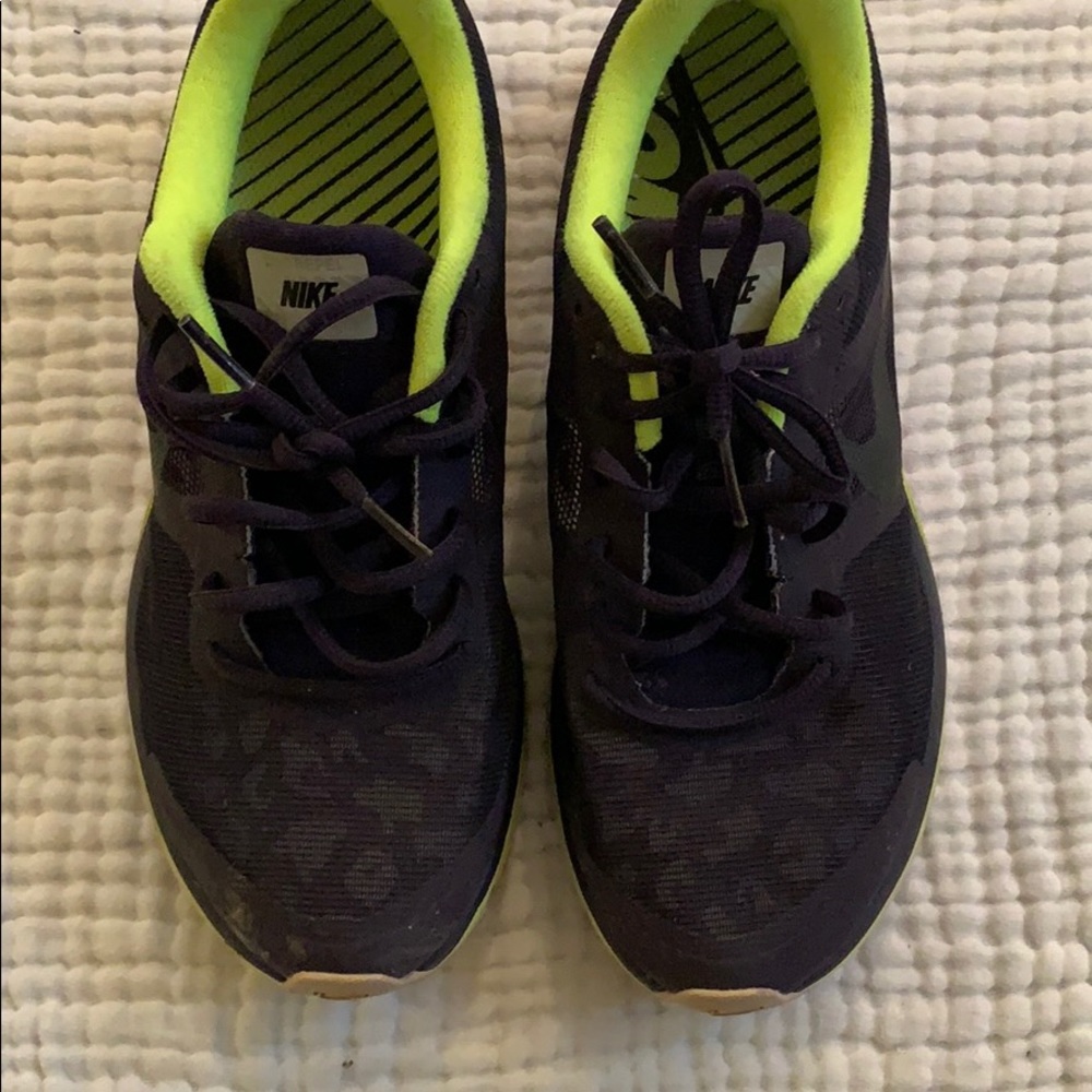 Nike purple cheetah print sneakers W8.5